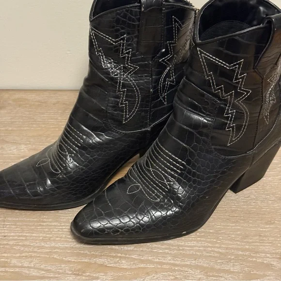 Western booties - Picture 2 of 3